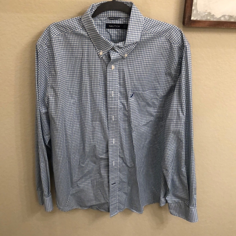NAUTICA BUTTON DOWN